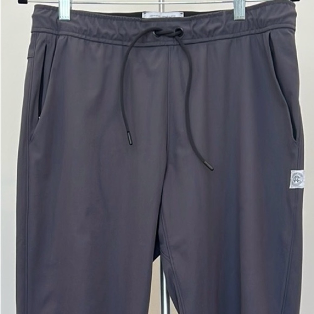 Reigning Champ Men’s Coach’s Jogger